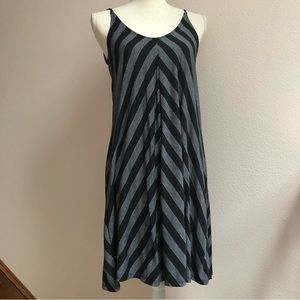 Olive + Oak Striped Full Flowing Jersey Dress